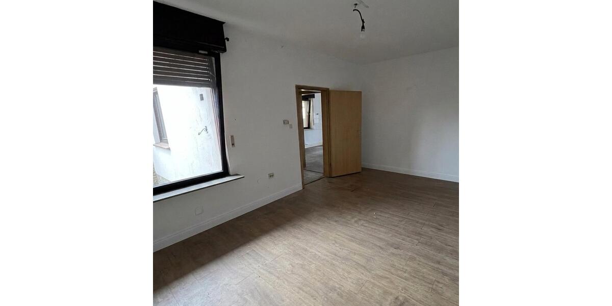 Einfamilienhaus Sankt Augustin - 8 Zimmer, 160 m&sup2;, 395.000&euro; | Angebot:27163798