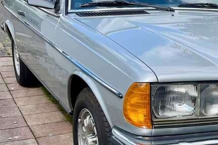 Mercedes-Benz CE 230 168.000 km 13.400 &euro; Bergisch Gladbach, Stadt 51429