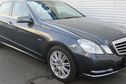 Mercedes-Benz E 300 150.730 km 12.988 &euro; Köln 50933