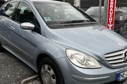 Mercedes-Benz B 170 320.000 km 1.300 &euro; Dormagen 41539