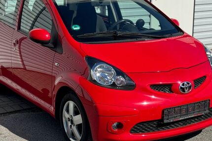 Toyota Aygo (X) 108.220 km 3.490 &euro; Solingen 42719