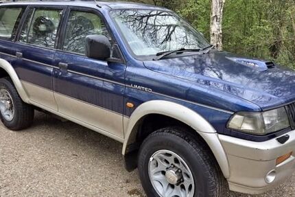 Mitsubishi Pajero 165.000 km 2.250 &euro; Koln 51065