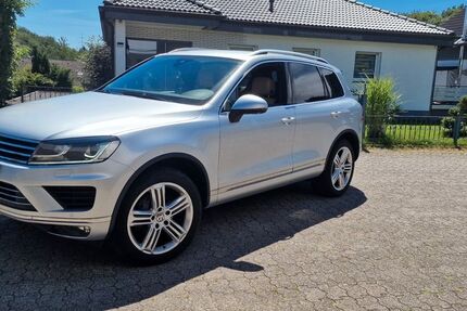 VW Touareg 152.000 km 20.850 &euro; Hückeswagen 42499