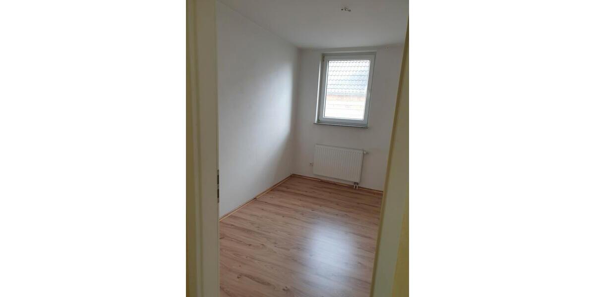 Etagenwohnung Langenfeld (Rheinland) - 3 Zimmer, 95 m&sup2;, 339.000&euro; | Angebot:27440006