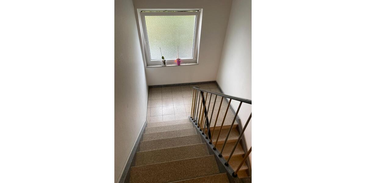 Dachgeschoßwohnung Remscheid Reinshagen - 3 Zimmer, 71 m&sup2;, 140.000&euro; | Angebot:27469567
