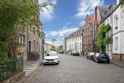 Haus Düsseldorf-Kaiserswerth Kaiserswerth - 3 Zimmer, 189 m&sup2;, 1.200.000&euro; | Angebot:27493596