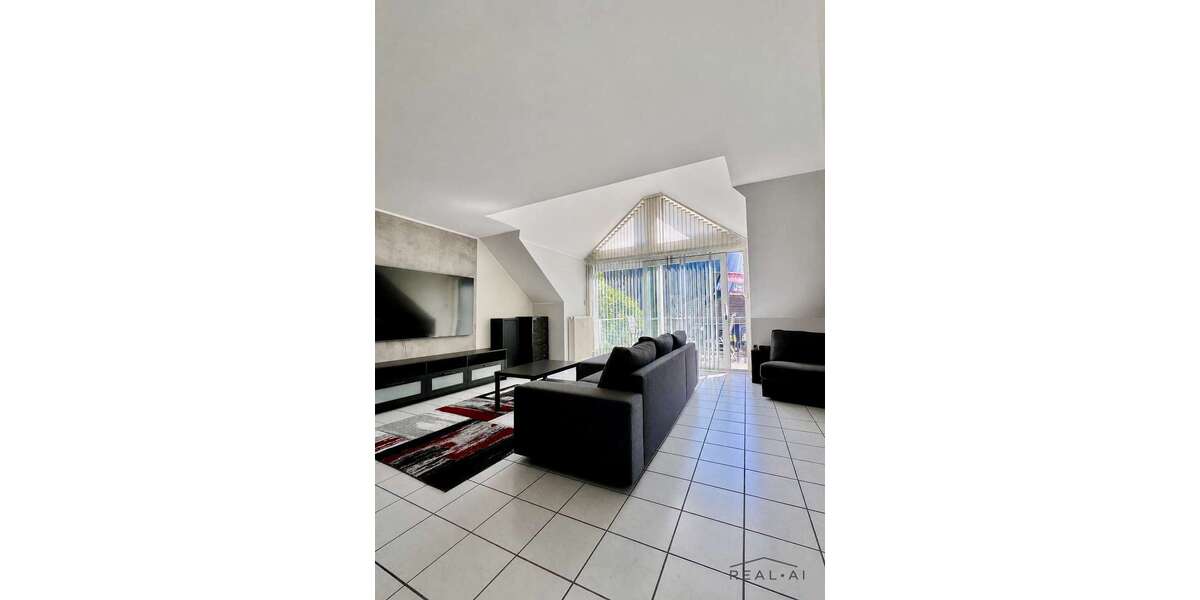 Etagenwohnung Solingen Mitte - 3 Zimmer, 84 m&sup2;, 228.000&euro; | Angebot:27236356