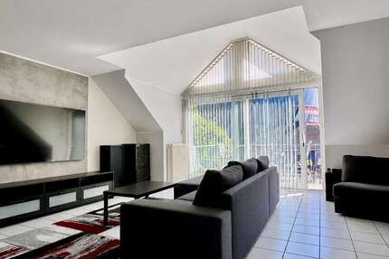 Wohnung Solingen Mitte - 3 Zimmer, 84 m&sup2;, 228.000&euro; | Angebot:27236356