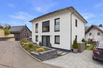 Haus Solingen Central - 5 Zimmer, 164 m&sup2;, 699.900&euro; | Angebot:26964436