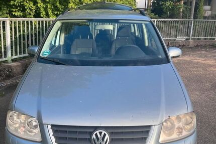VW Touran 357.000 km 1.200 &euro; Bonn 53179