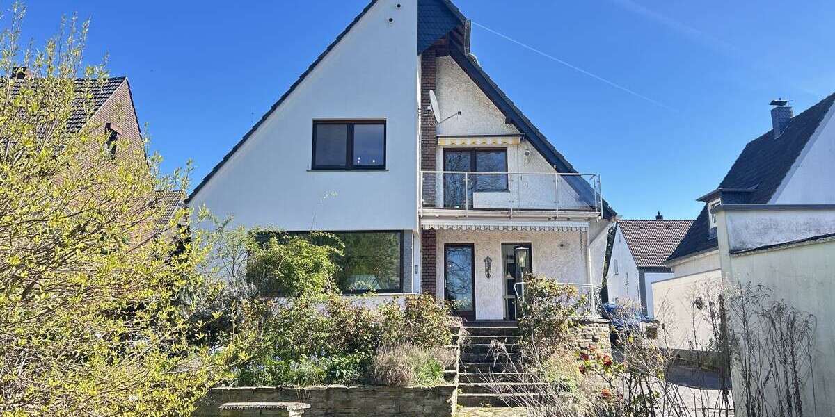 Einfamilienhaus Langenfeld - 5 Zimmer, 142 m&sup2;, 590.000&euro; | Angebot:26475994