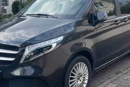 Mercedes-Benz V 220 99.800 km 39.900 &euro; Köln 50859
