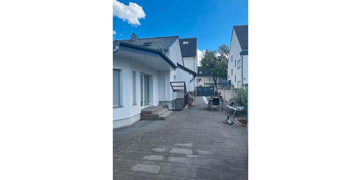 Mehrfamilienhaus, Wohnhaus Köln Porz - 8 Zimmer, 380 m&sup2;, 1.790.000&euro; | Angebot:27490061