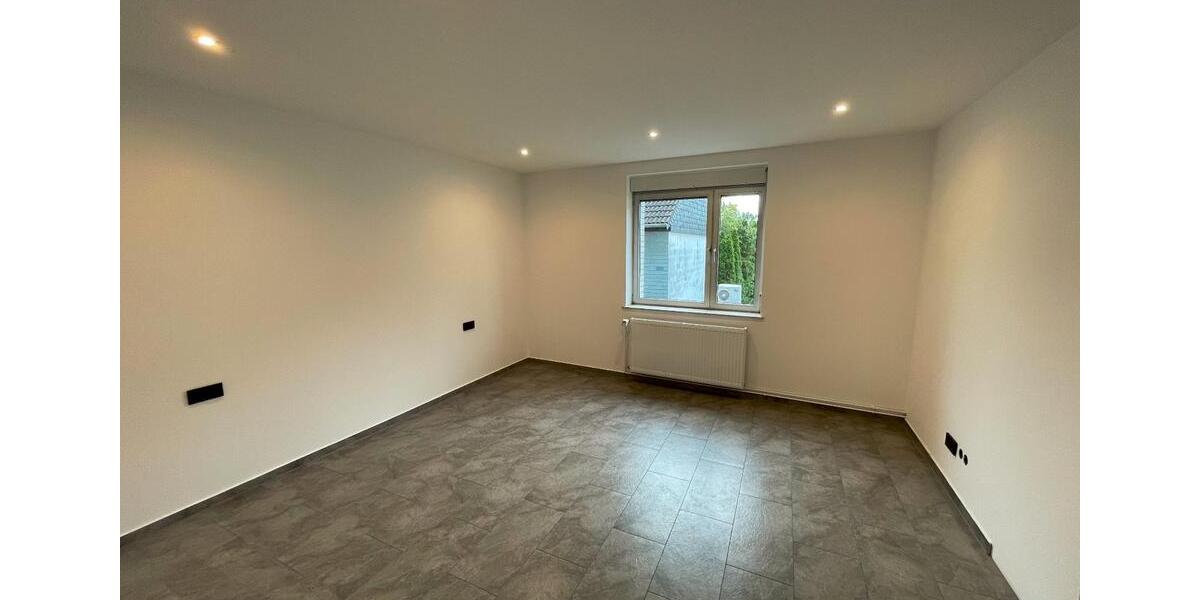Einfamilienhaus Brühl - 6 Zimmer, 160 m&sup2;, 345.000&euro; | Angebot:27436323