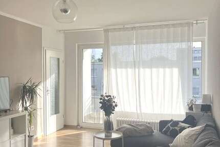 Wohnung Bonn Auerberg - 2 Zimmer, 55 m&sup2;, 650&euro; | Angebot:27454103