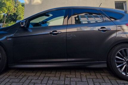 Ford Focus 99.800 km 10.700 &euro; Köln 51067