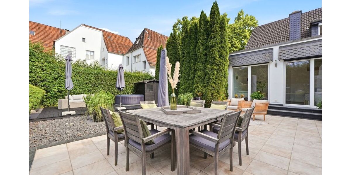 Historisch wohnen, modern leben: Modernisiertes Einfamilienhaus mit Einliegerwohnung (3D-Rundgang). - Einfamilienhaus Solingen Höhscheid | Angebot:27479763