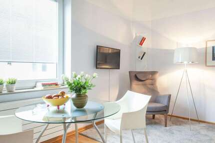 Zimmer Köln Neustadt/Nord - 1 Zimmer, 1.390&euro; | Angebot:27467253