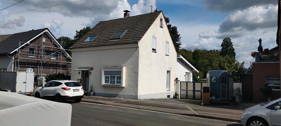 Einfamilienhaus Langenfeld (Rheinland) - 4.5 Zimmer, 116 m&sup2;, 949.000&euro; | Angebot:27486194