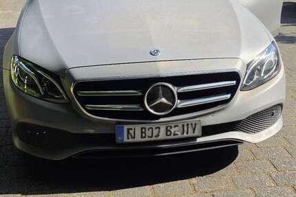 Mercedes-Benz 220 211.000 km 17.500 &euro; Weidenpesch (Köln) 50737