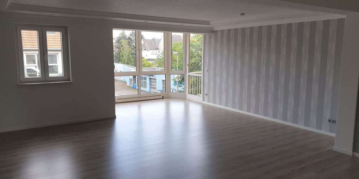 Etagenwohnung Köln Nippes - 3 Zimmer, 98 m&sup2;, 349.000&euro; | Angebot:27395460