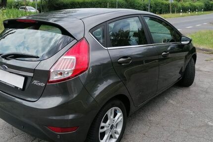Ford Fiesta 101.161 km 6.800 &euro; Köln 51143