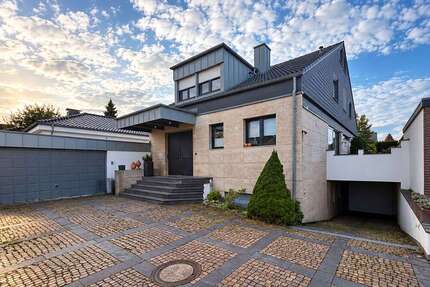 Haus Hennef - 7 Zimmer, 300 m&sup2;, 795.000&euro; | Angebot:27460730