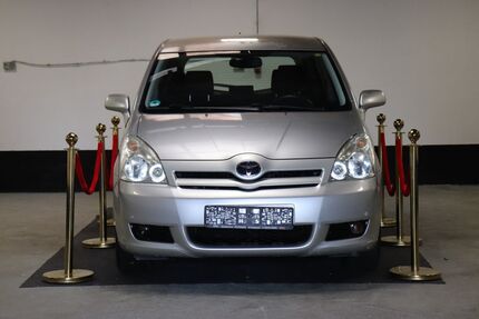 Toyota Corolla Verso 123.000 km 4.900 &euro; Bornheim 53332