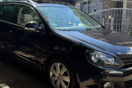VW Golf 198.000 km 5.500 &euro; Remscheid 42855