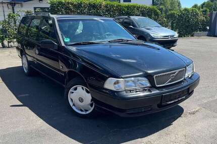 Volvo V70 327.500 km 999 &euro; Troisdorf 53840