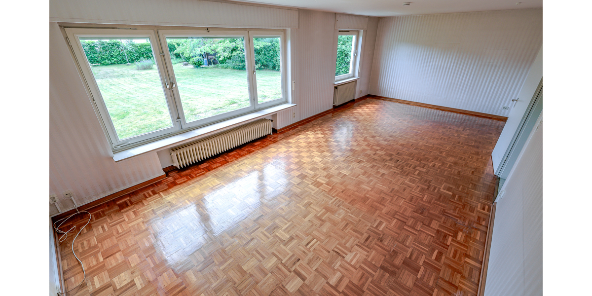 Einfamilienhaus mit Garten, Terrasse und Garage in Bonn-Niederholtorf - Einfamilienhaus Bonn / Niederholtorf Niederholtorf | Angebot:27119930