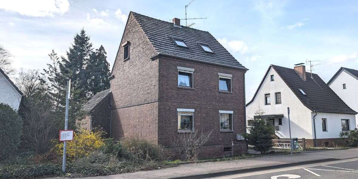 Einfamilienhaus Langenfeld - 7 Zimmer, 126 m&sup2;, 415.000&euro; | Angebot:25985189