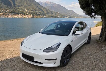 Tesla Model 3 31.000 km 28.999 &euro; Köln 50668