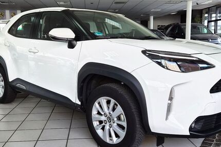 Toyota Yaris Cross 39.990 km 21.990 &euro; Hilden 40721