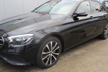 Mercedes-Benz E 300 148.668 km 29.970 &euro; Köln 51105