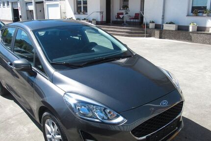 Ford Fiesta 51.800 km 10.500 &euro; Leverkusen 51371