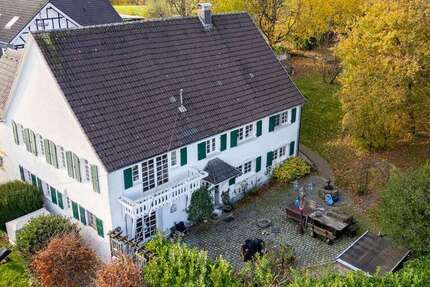 Haus Kürten - 8 Zimmer, 291 m&sup2;, 735.000&euro; | Angebot:23508240