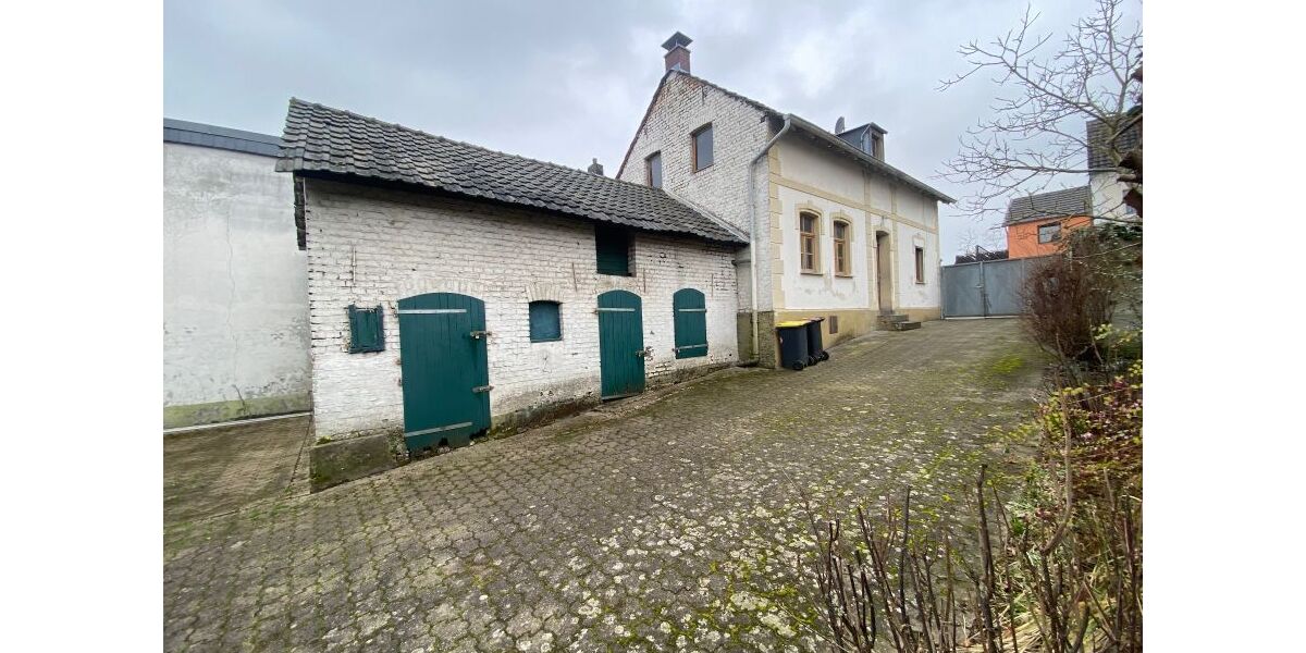 Provisionsfrei* Renovierungsbedürftiges Haus mit Erweiterungspotential - Einfamilienhaus Köln Porz | Angebot:27451359