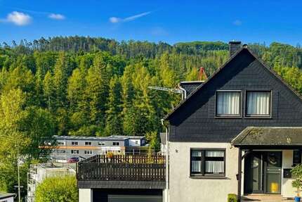 Haus Engelskirchen - 5 Zimmer, 130 m&sup2;, 349.000&euro; | Angebot:27023201