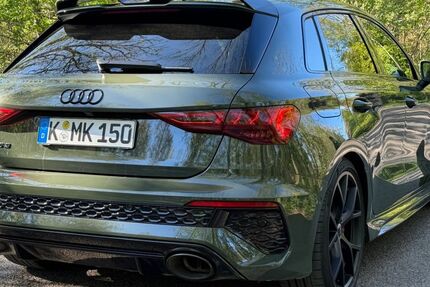 Audi RS3 35.500 km 58.450 &euro; Köln 50733