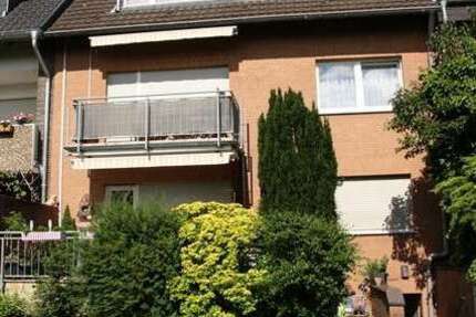 Haus Köln Chorweiler - 7 Zimmer, 254 m&sup2;, 569.000&euro; | Angebot:27225385