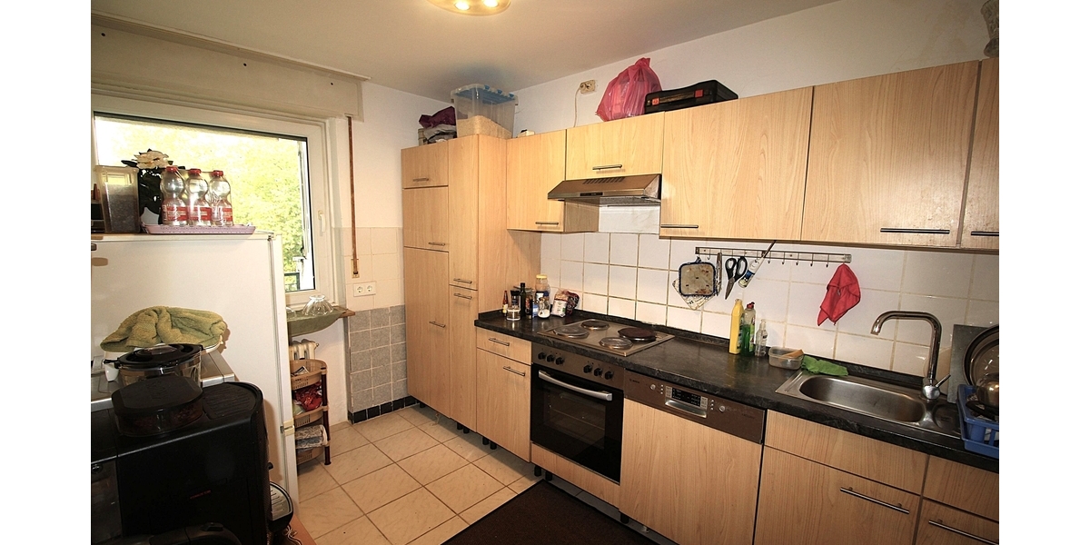 Sofort bezugsfrei! Gut geschnitten! Barrierearm! 4 Zimmer-Wohnung mit Balkon und TG-Stellplatz. - Etagenwohnung Bonn / Tannenbusch Tannenbusch | Angebot:26948123