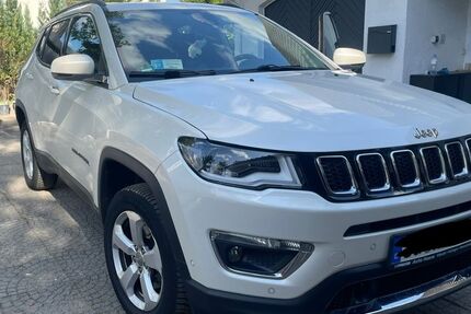 Jeep Compass 97.500 km 13.700 &euro; Solingen 42655