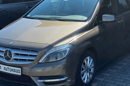 Mercedes-Benz B 180 159.620 km 5.900 &euro; Troisdorf 53842