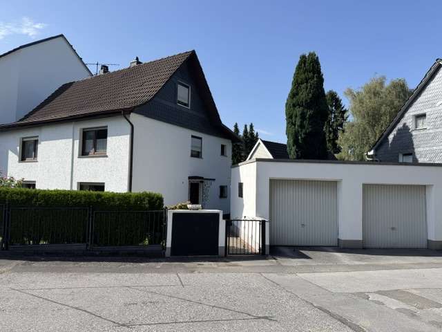 Einfamilienhaus Solingen-Wald Wald - 6 Zimmer, 130 m&sup2;, 420.000&euro; | Angebot:27349078