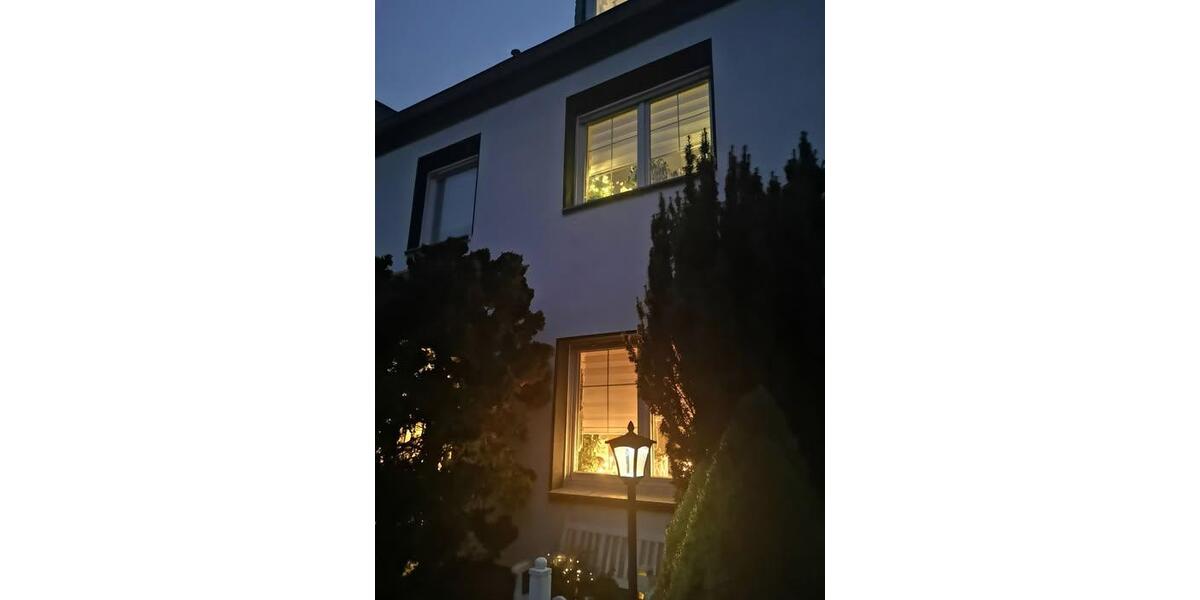 Reihenhaus Monheim am Rhein - 6 Zimmer, 145 m&sup2;, 490.000&euro; | Angebot:27453033