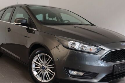 Ford Focus 44.000 km 7.999 &euro; Köln 50827
