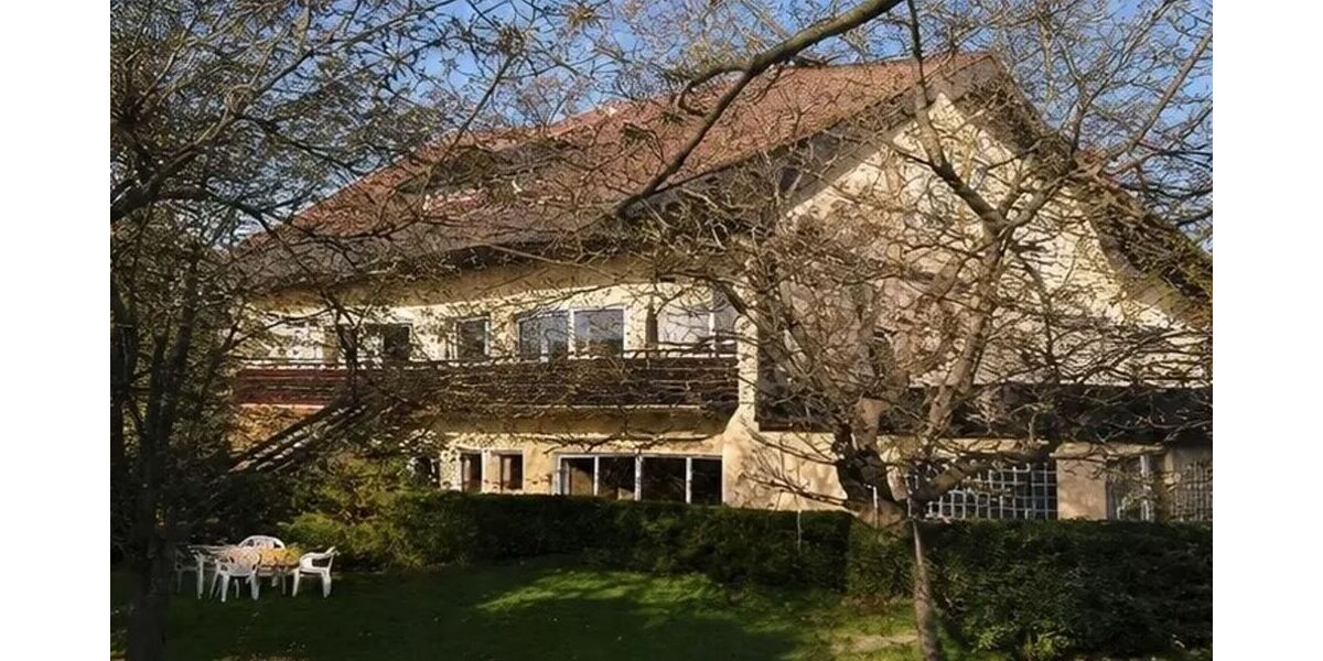 Mehrgenerationenhaus mit beeindruckender Architektur und unbegrenzten Möglichkeiten - Einfamilienhaus Much Eckhausen | Angebot:27330572