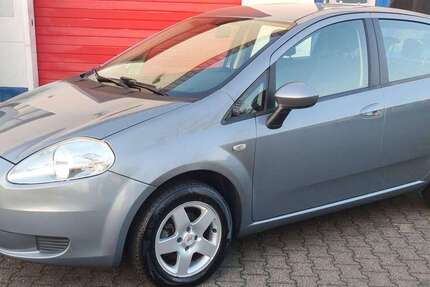 Fiat Grande Punto 220.850 km 2.490 &euro; Dormagen 41540