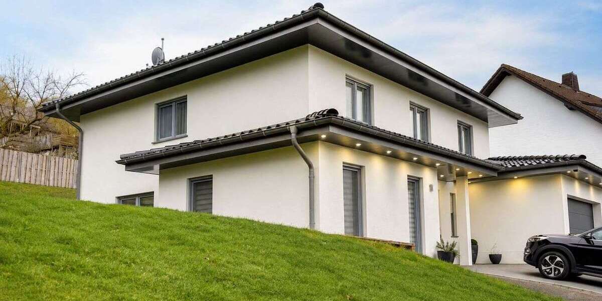 Einfamilienhaus Wiehl - 5 Zimmer, 175 m&sup2;, 579.000&euro; | Angebot:27242224